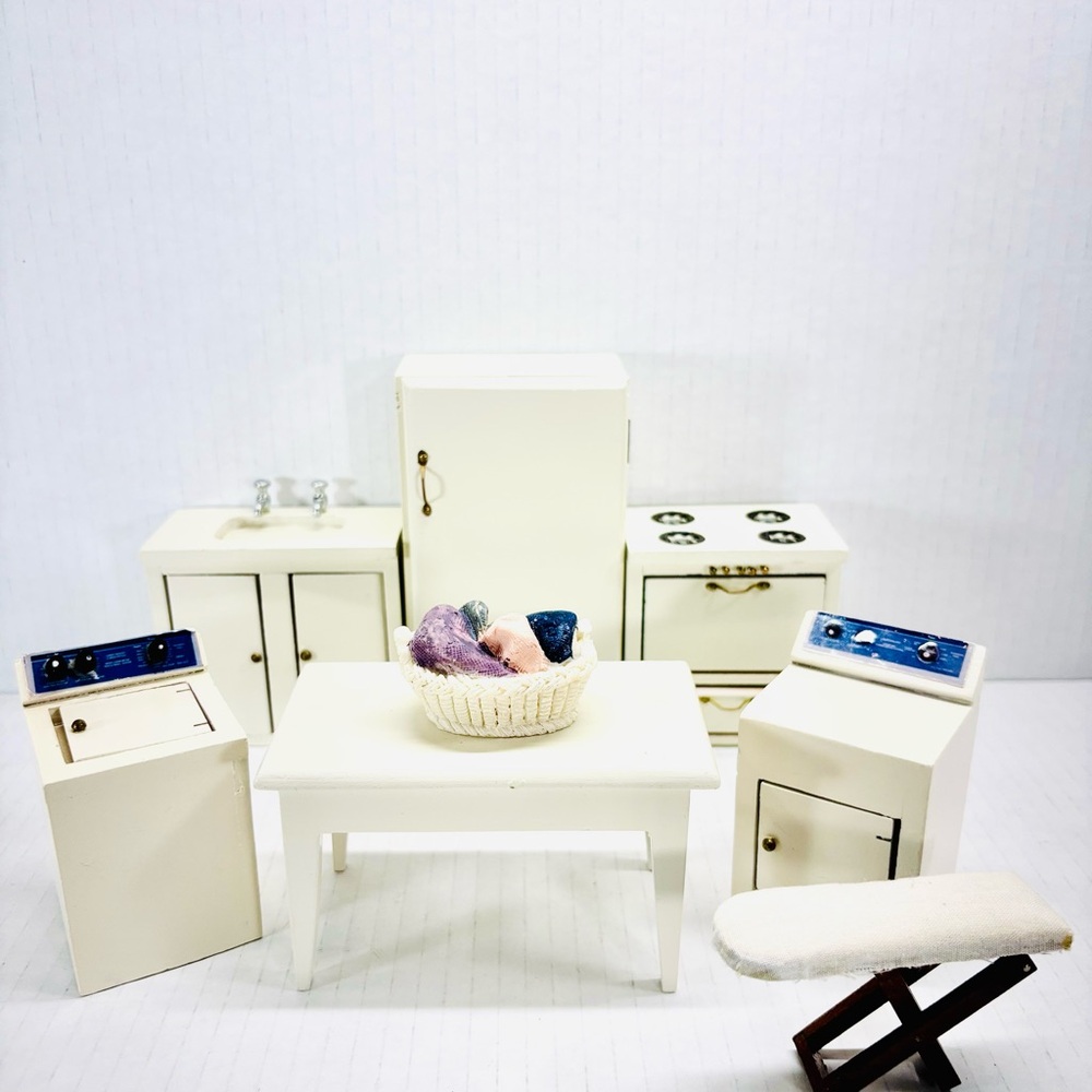 White Doll House Furniture, Stove, Sink, Refrig. Table Washer & Dryer Vintage